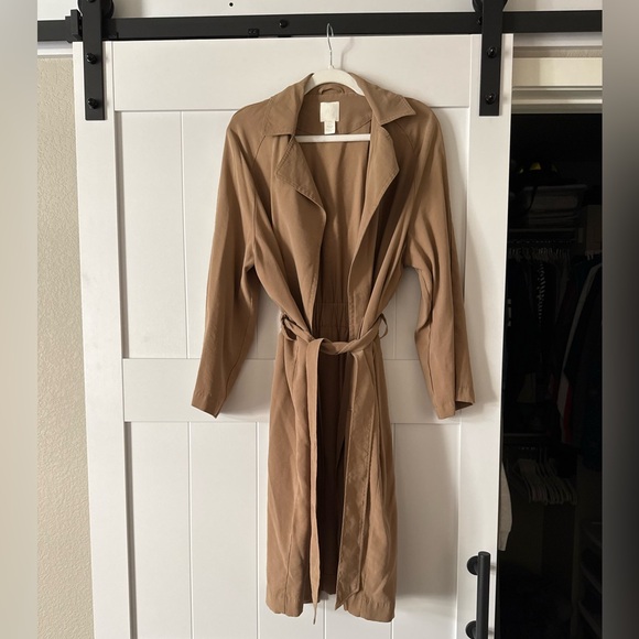 H&M Women’s Tan Brown Tie Belt Lightweight Trenchcoat - Picture 9 of 13